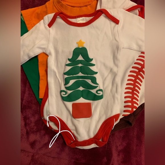 🍼🍼🍼Misc baby boy onesies most never worn-no stains   3-6 months - Picture 3 of 6